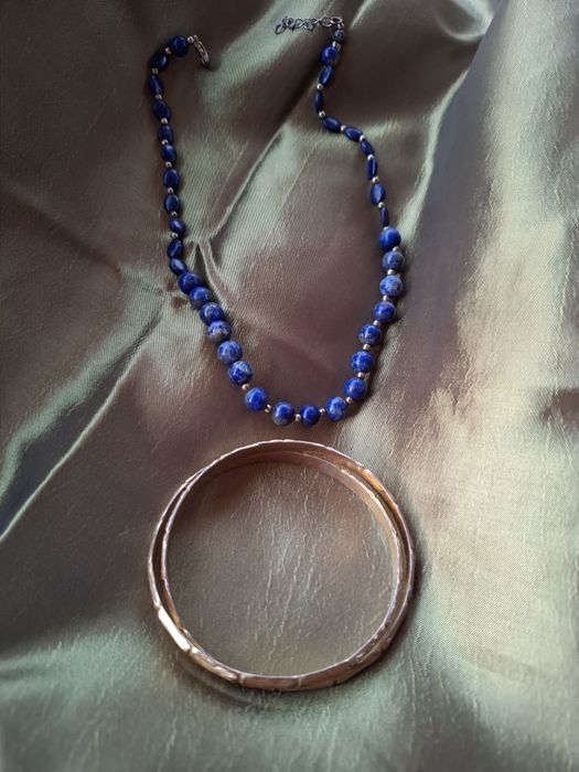 Set colier lapis lazuli lungime  45 cm și brățări Bambus placate