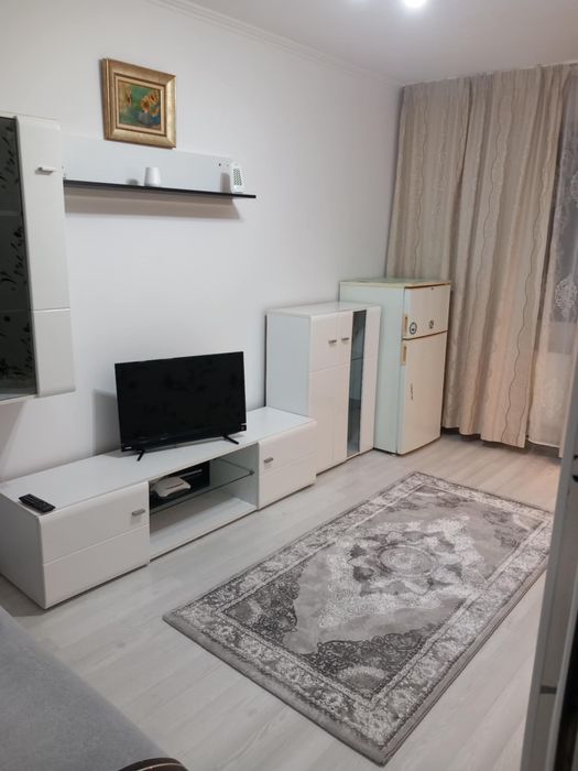 Inchiriez apartament 2 camere