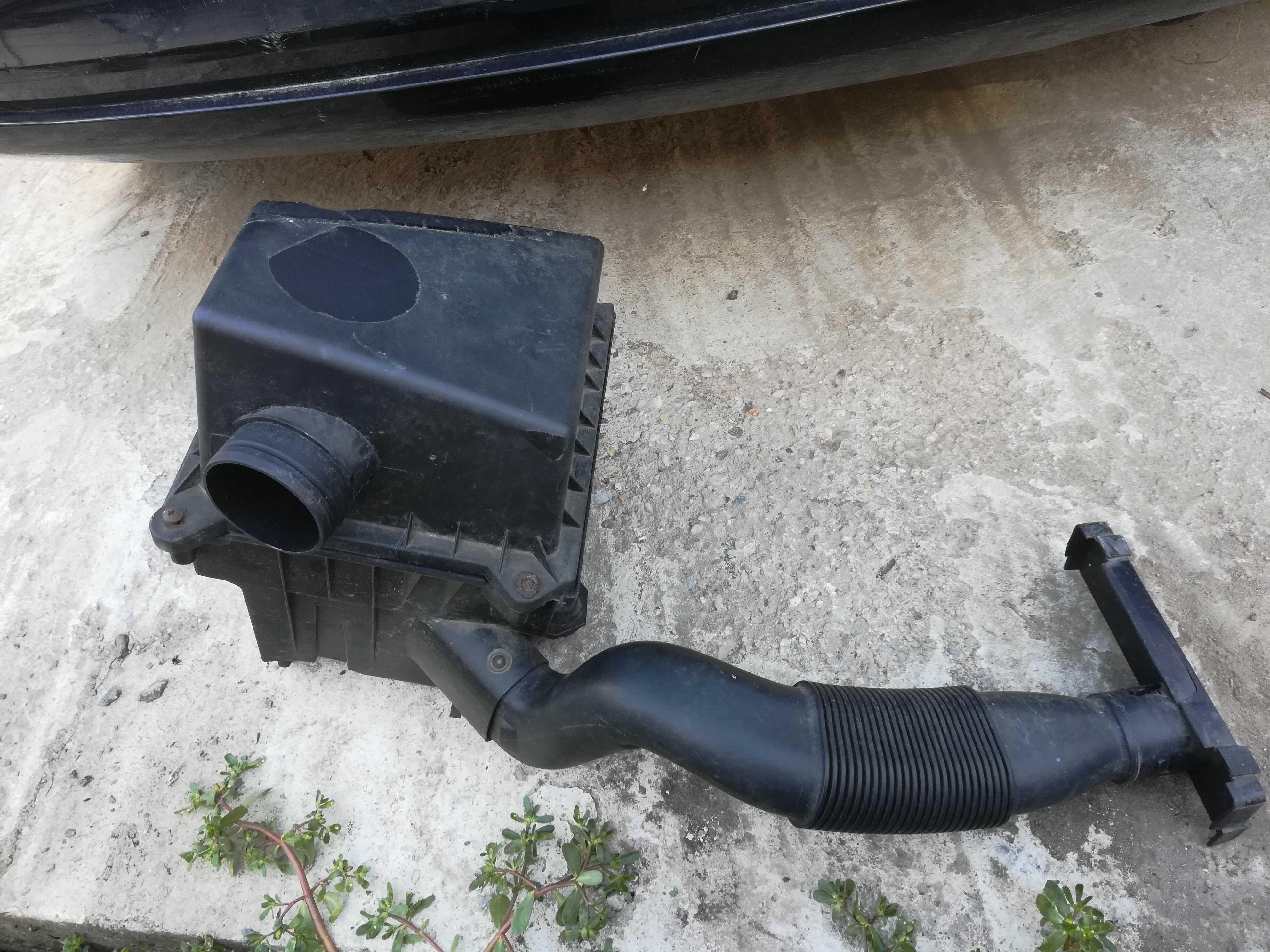 carcasa filtru aer cu tubulatura vw polo 6r 2011 1,2 benzina