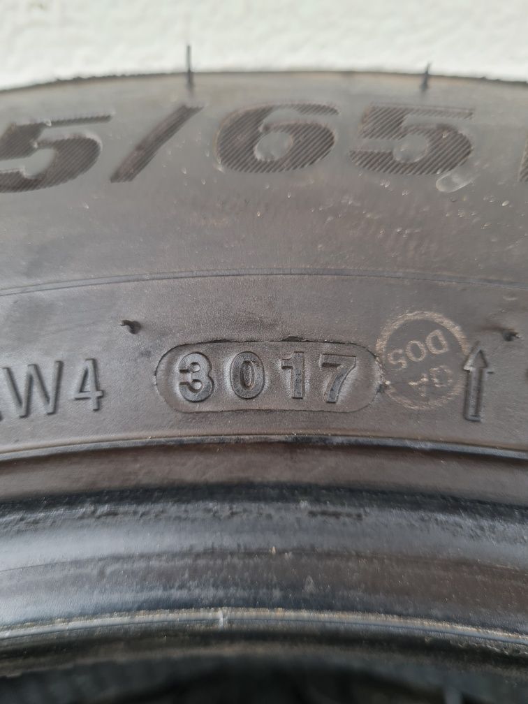 Зимни гуми 4 броя KUMHO WinterCraft Wp51 185 65 R15 дот 3017