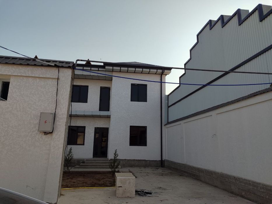 Катедж янги ховли