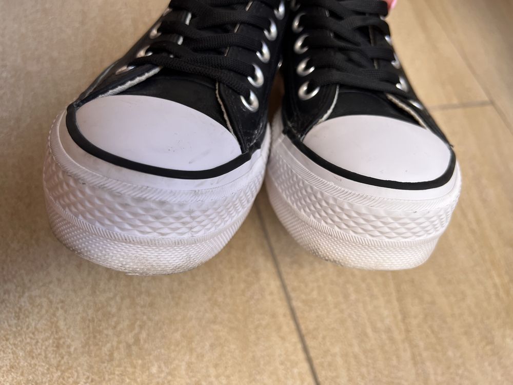Кецове Converse естесвена кожа 36.5