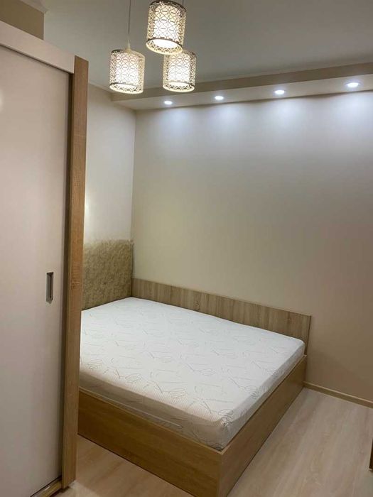 Дава се под наем Тристаен апартамент в София, Кръстова вада - 98 кв.м за 937 € - Снимка #12