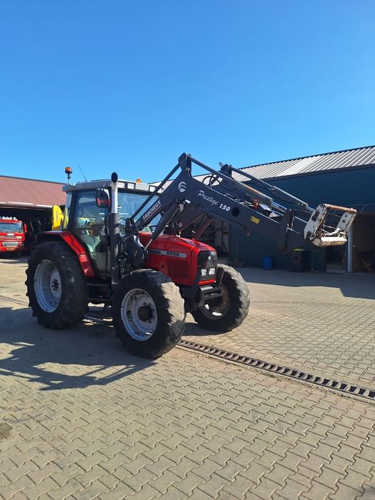 Tractor Massey ferguson 6255 cu încărcător John deere Fendt Valtra