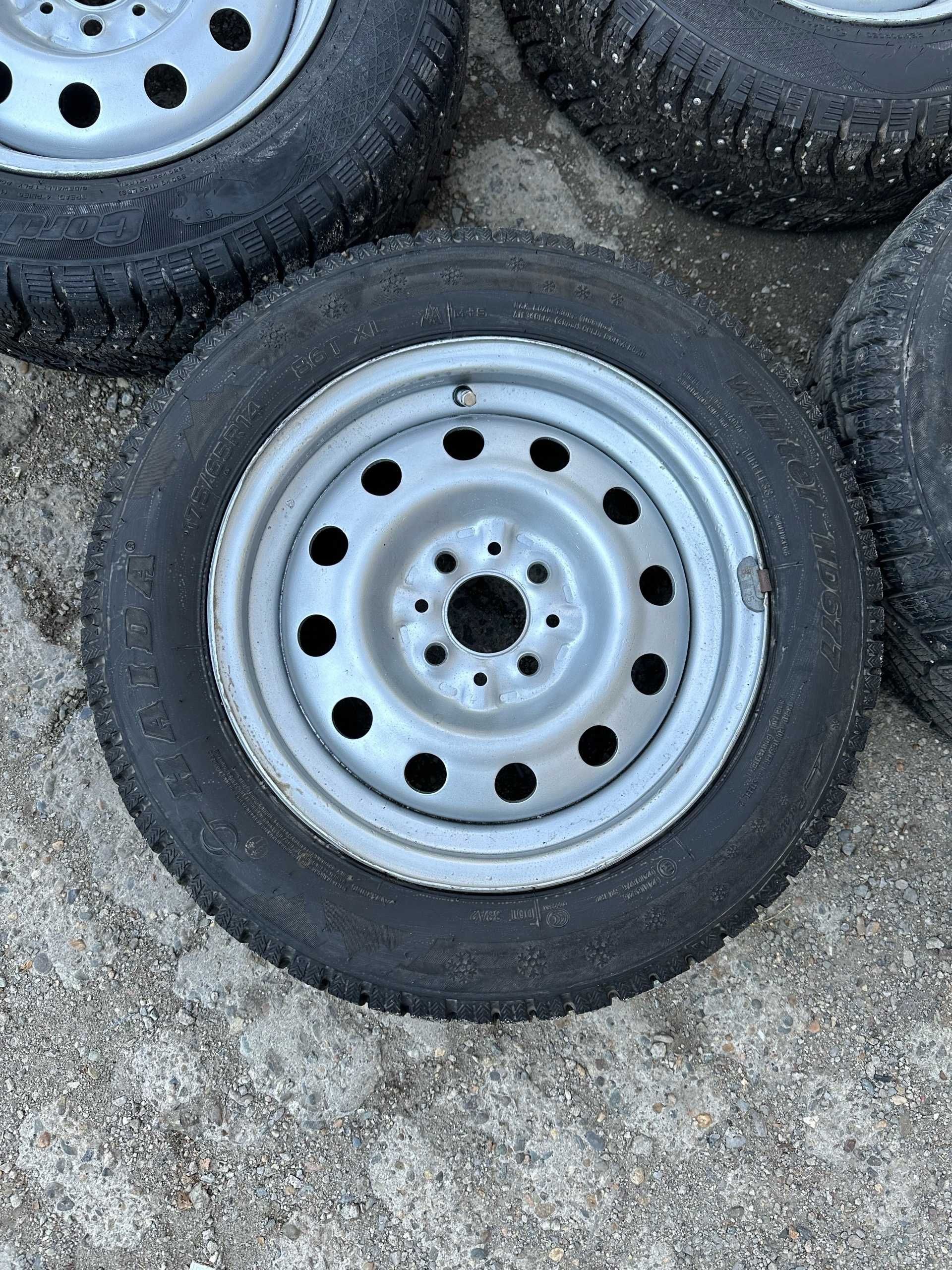 175/65R14 Зимние шины с дисками R14 (4*98)