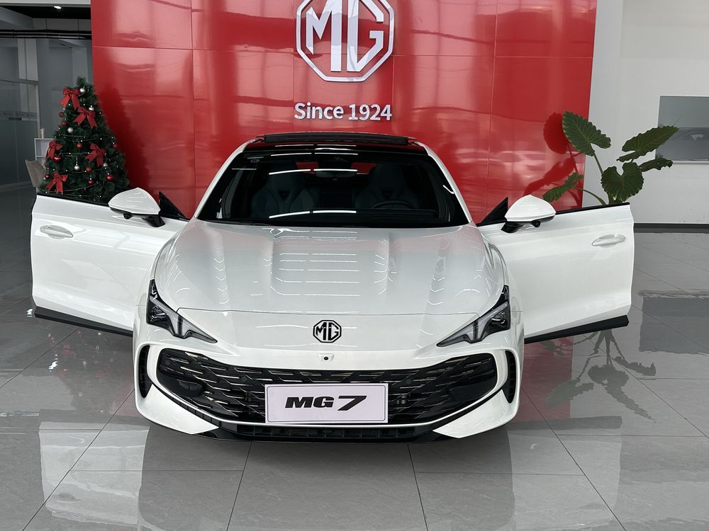 Kia5 dan malibudan aqilli MG7 sportivni