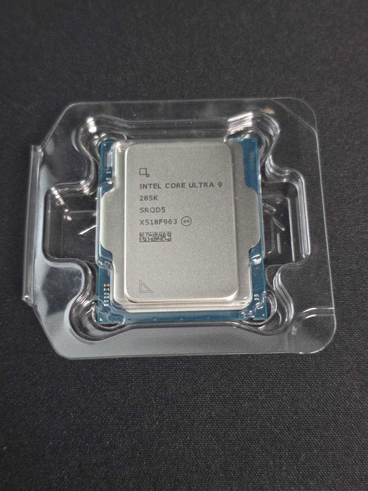 Procesor Intel Core Ultra 9 285K Tray lga 1851 nou