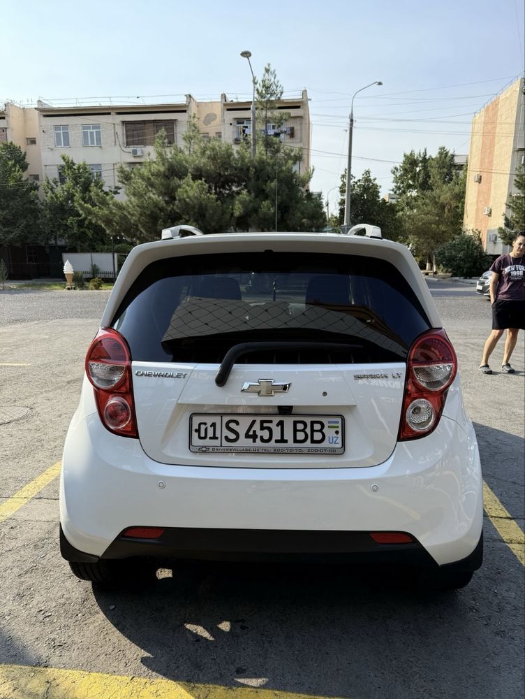 Продаю Spark avtomat