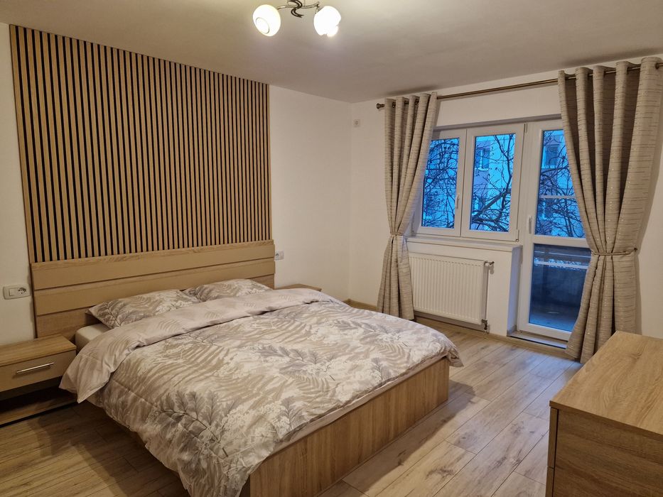 Persoana fizica închiriez apartament 2 camere