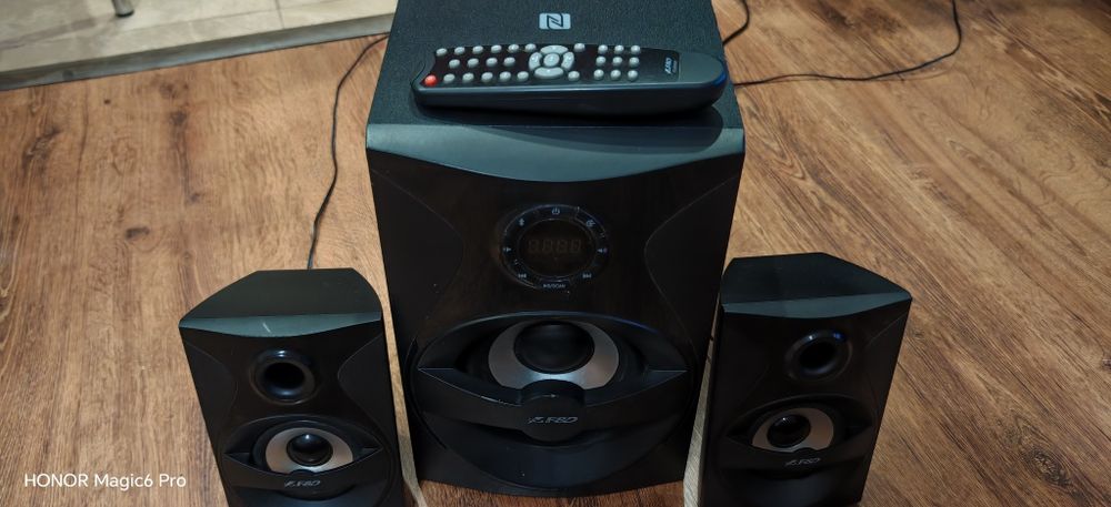 Fenda f380x 2.1 тонколони