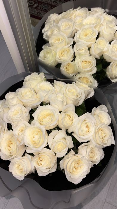 Букет белые розы