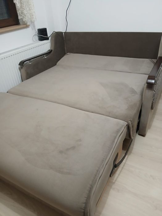 Canapea 2 locuri si fotoliu