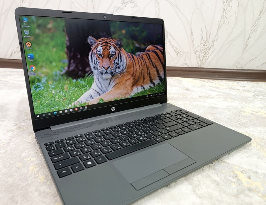 НОУТБУК HP Laptop Современный Win 10 Pro.