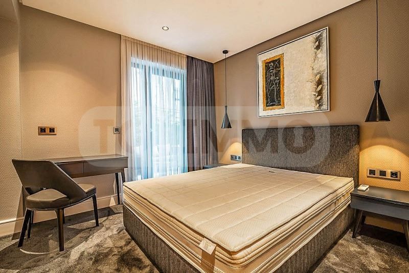 Продава се Тристаен апартамент в Варна, Бриз - 150 кв.м за 2500 €/кв.м - Снимка #9