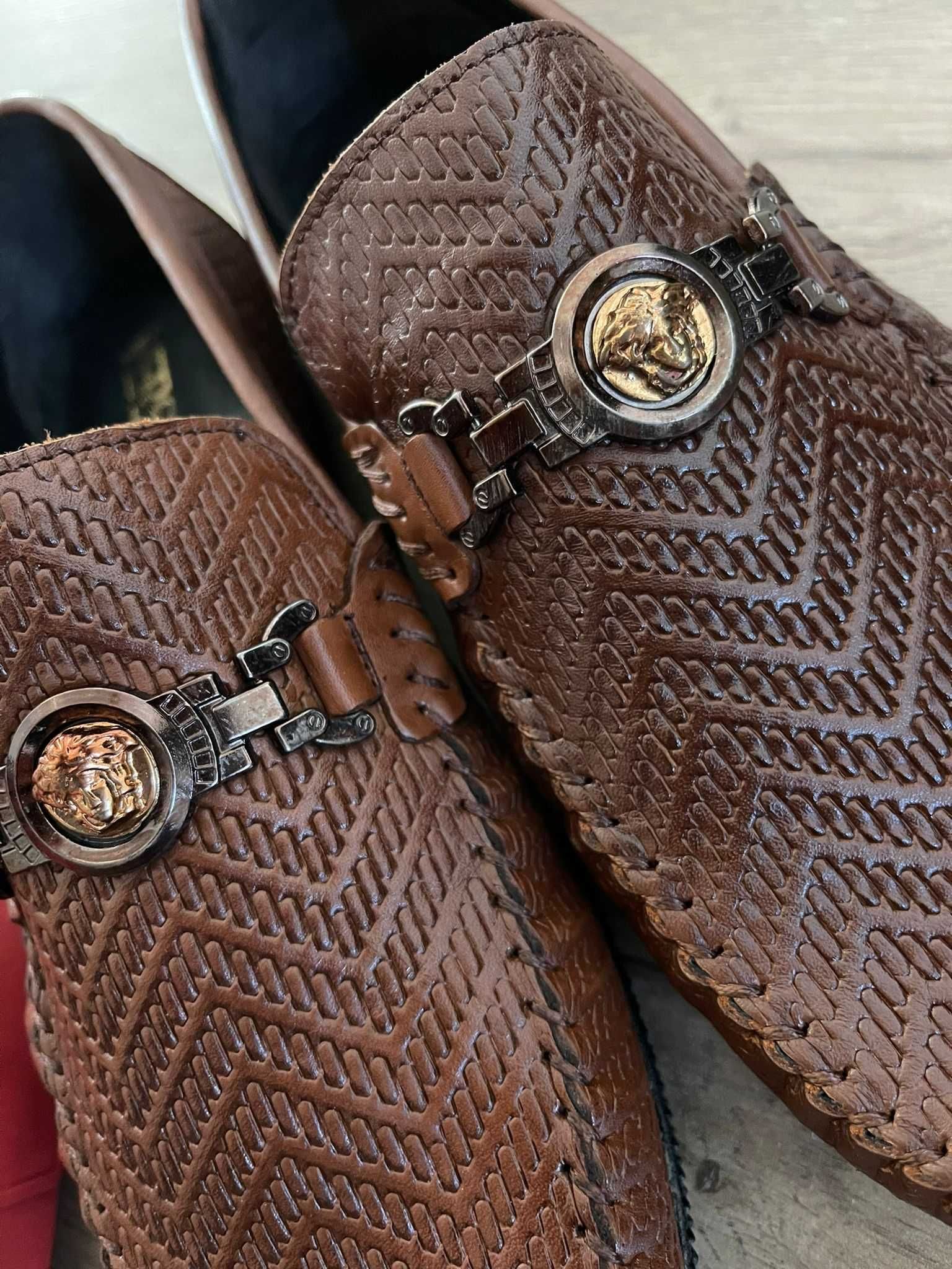 Pantofi eleganti din piele Louis Vuitton si Versace barbati