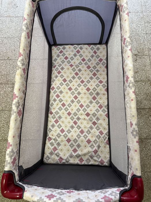 Бебешка сгъваема кошарка