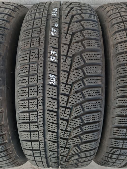 Зимни гуми 4 броя HANKOOK WinterIcept Evo2 205 55 R17 дот 2921