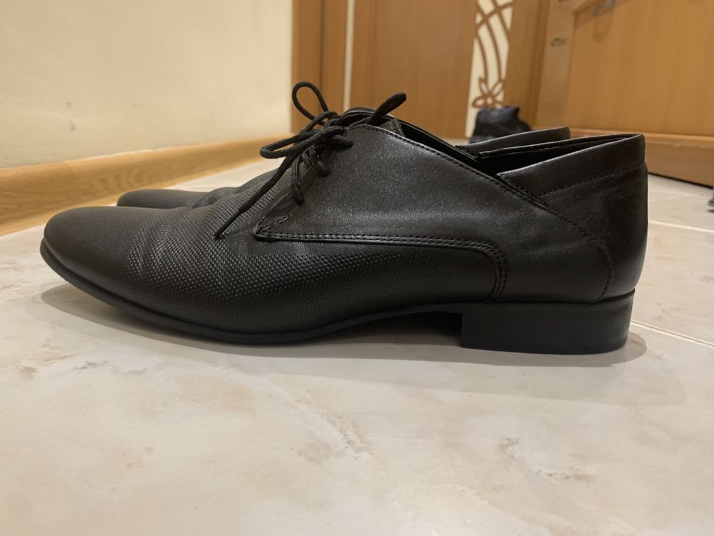 Официални мъжки  обувки естествена кожа 41 номер