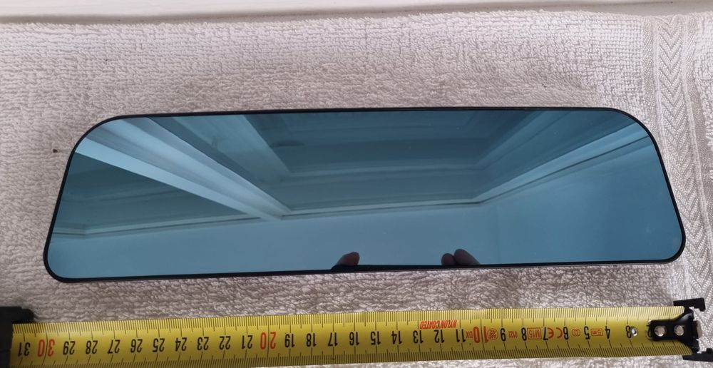 Oglinda retrovizoare bord, nouă