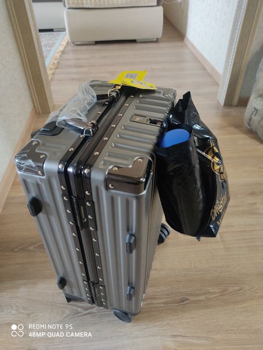 Чемодан новый качество супер