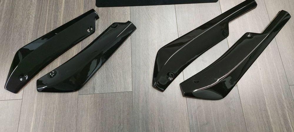 Extensie coltare ornamente  lip bara spate Dacia Logan mk 2 mk3