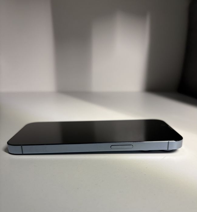 iPhone 13 Pro, Sierra Blue