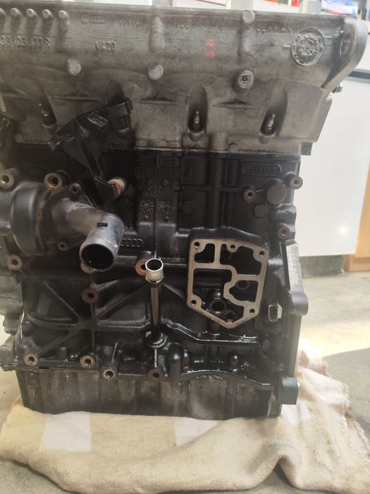 Двигател 1.9 TDI BXEB