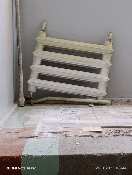 Отдам даром чугунные батареи 4 секции