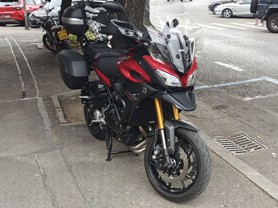 Motocicleta Yamaha MT09 Tracer 2015