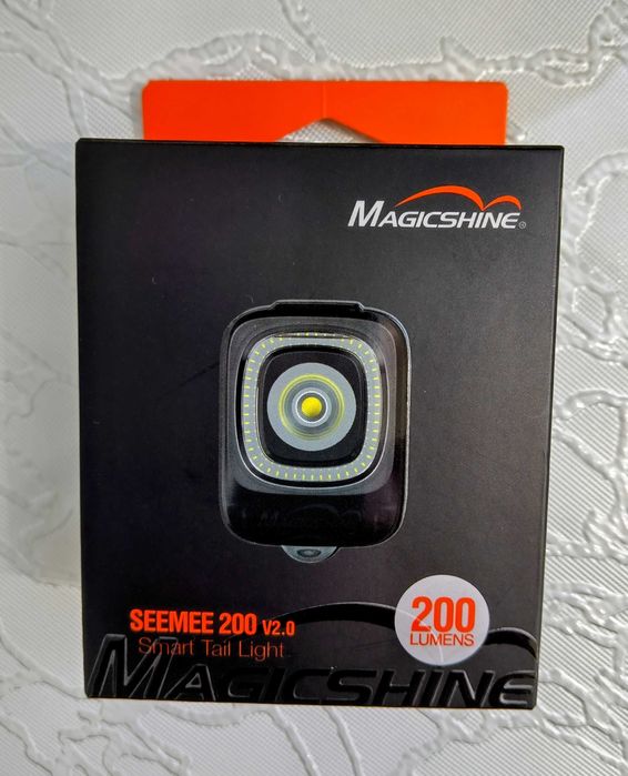 Супер ярък заден велостоп със стоп функция Magicshine SeeMee 200 V2