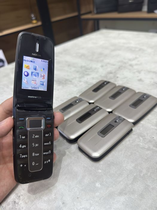 Perfectum Nokia 1606 новый