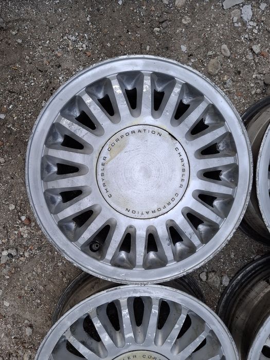 Продавам 4 бр Алуминиеви джанти 5x100 14 цола 5,5 J * Крайслер *
