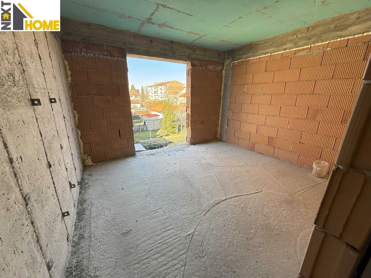 Продава се Тристаен апартамент в Асеновград - 91 кв.м за 992 €/кв.м - Снимка #19