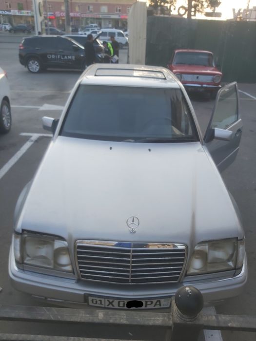 Srochna sotiladi Mercedes benz 124