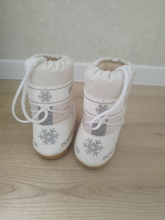 Детски апрески 32-34 номер