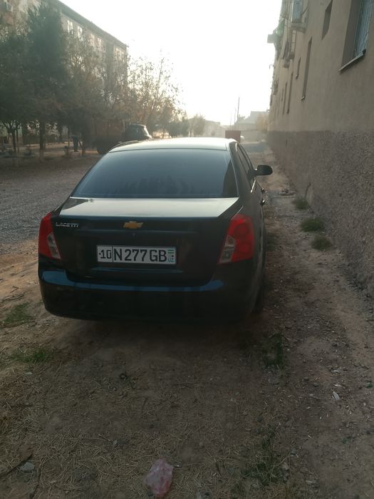 Laseti jentira qilingan sotiladi sirochni