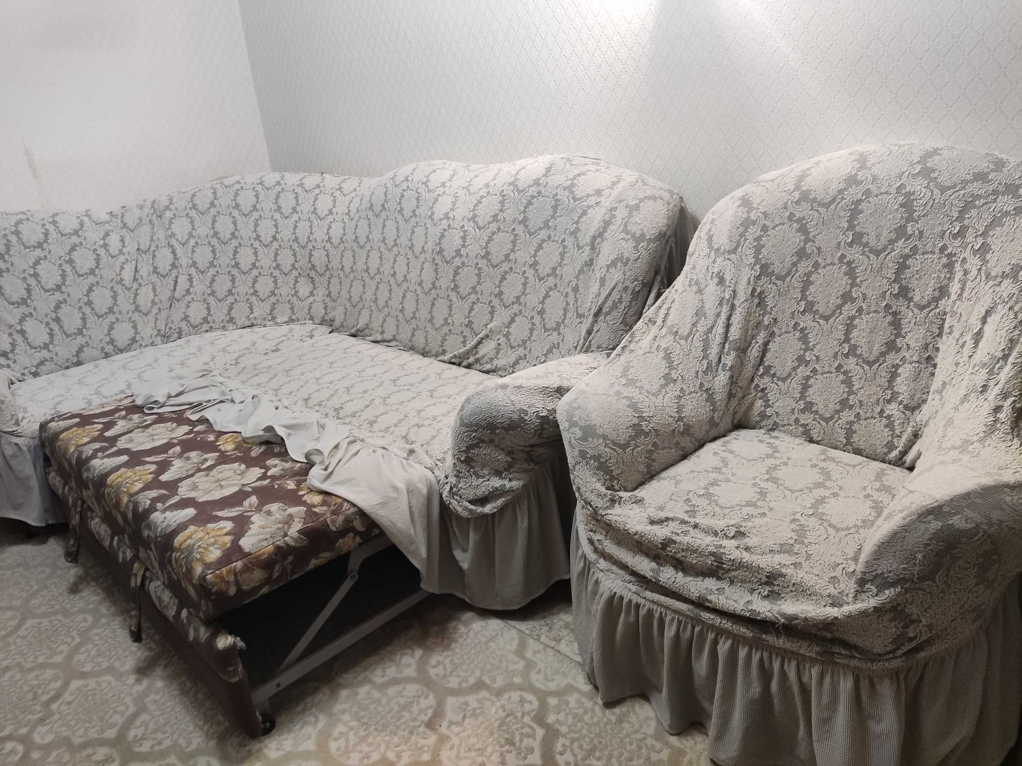 Уголок , двухспальной диван и кресло