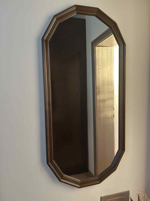 Огледало за стена 110 см/52 см.