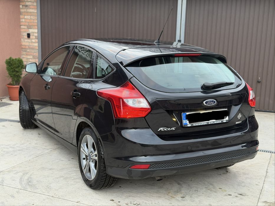 Vand Ford Focus 1.0 140.000 Impecabil !