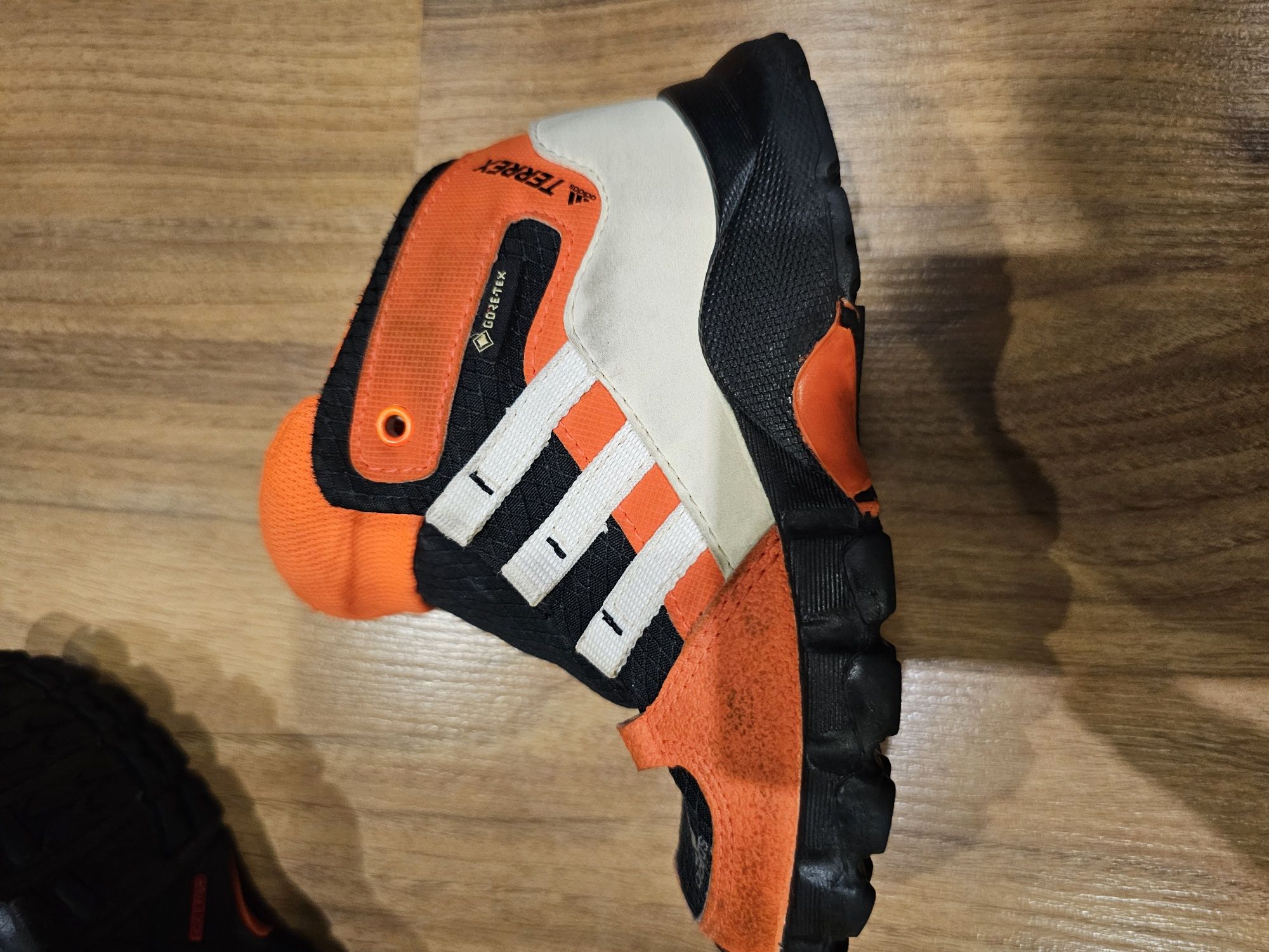 Зимни детски обувки Adidas