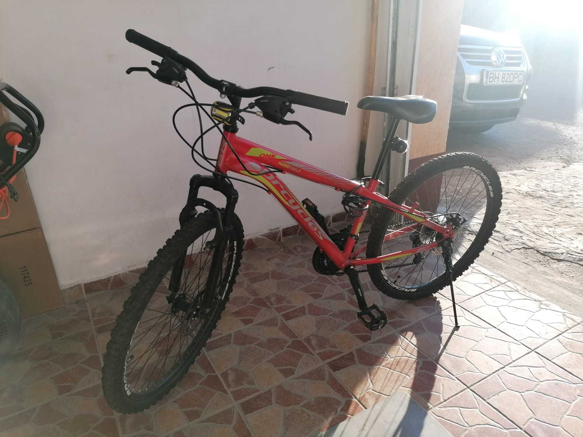 De vanzare bicicleta BR Cycles- 21 de viteze, 3 trepte, stare buna