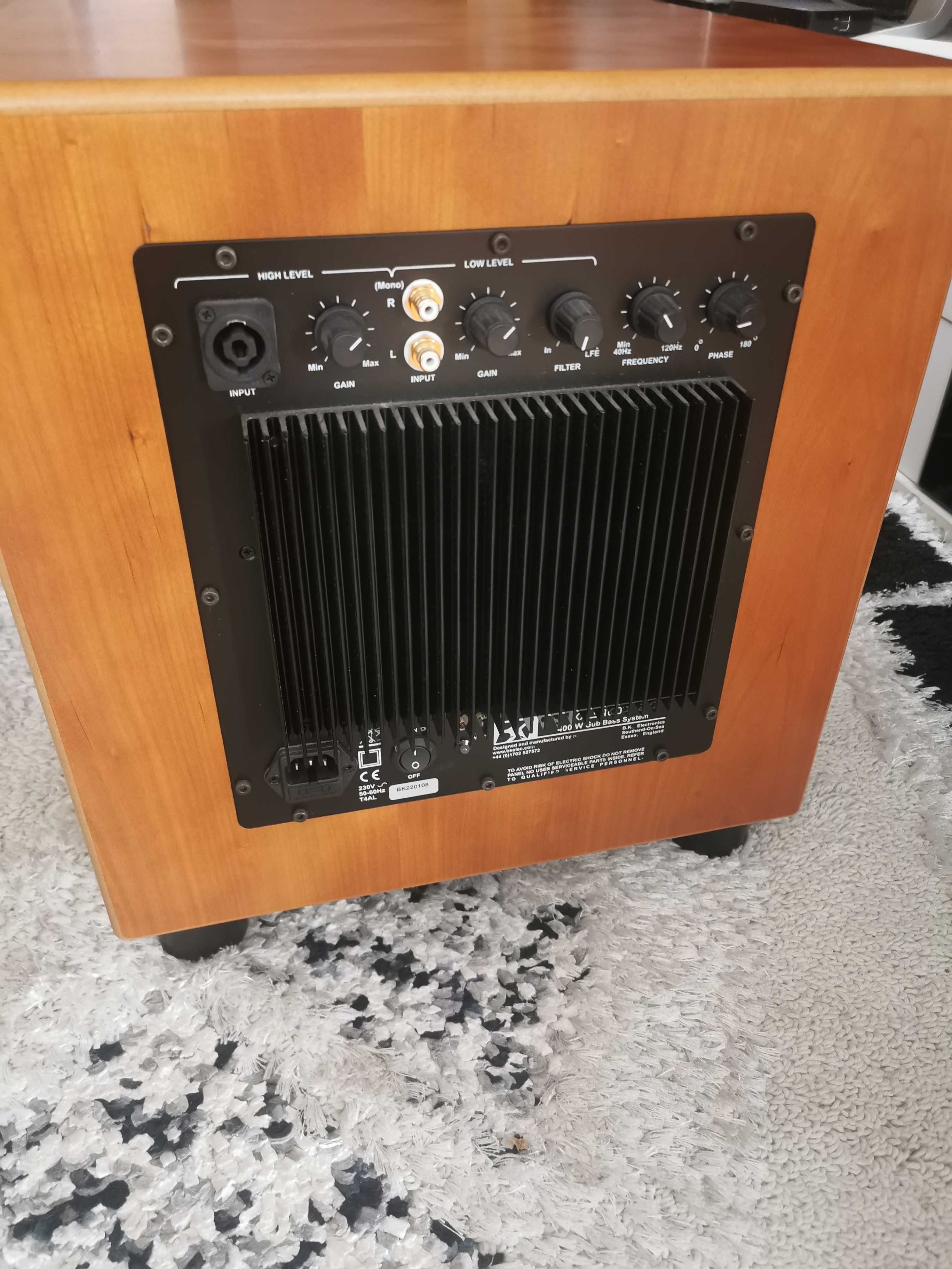 BK XXLS 400 суббас, субуфер