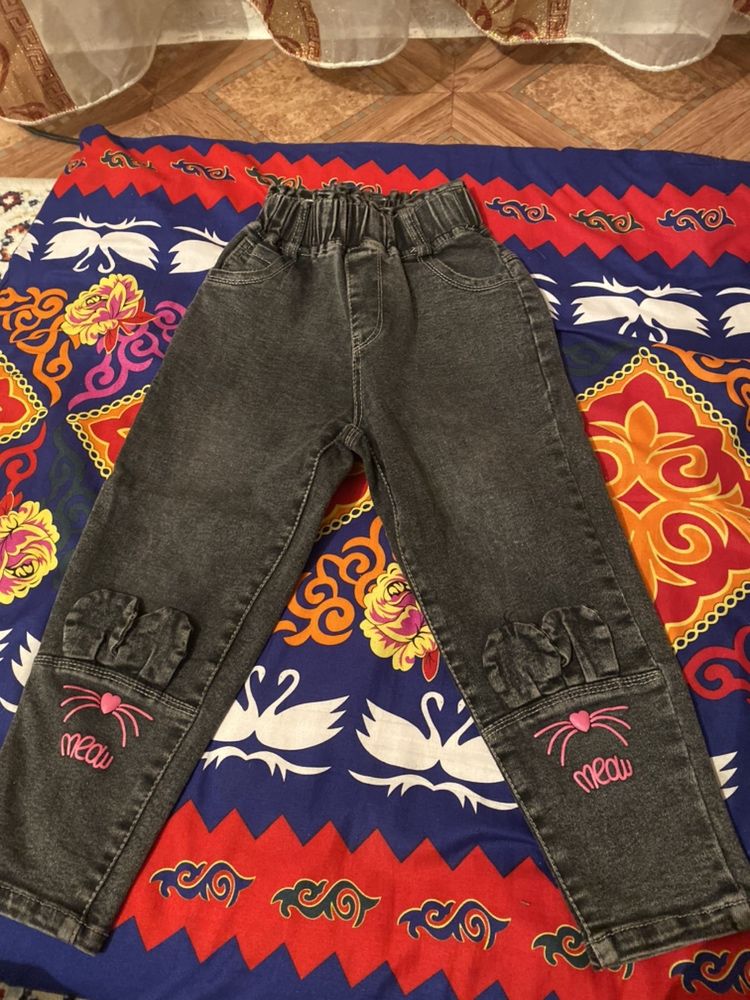 Детский джинсы кофточки