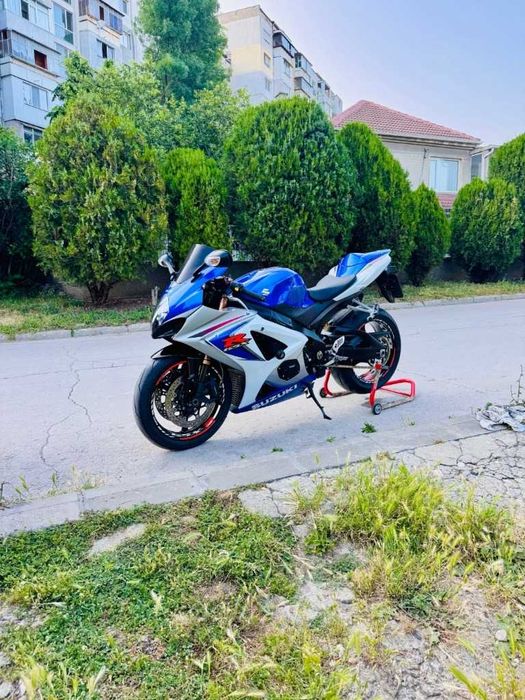 Suzuki GSXR K8 1000