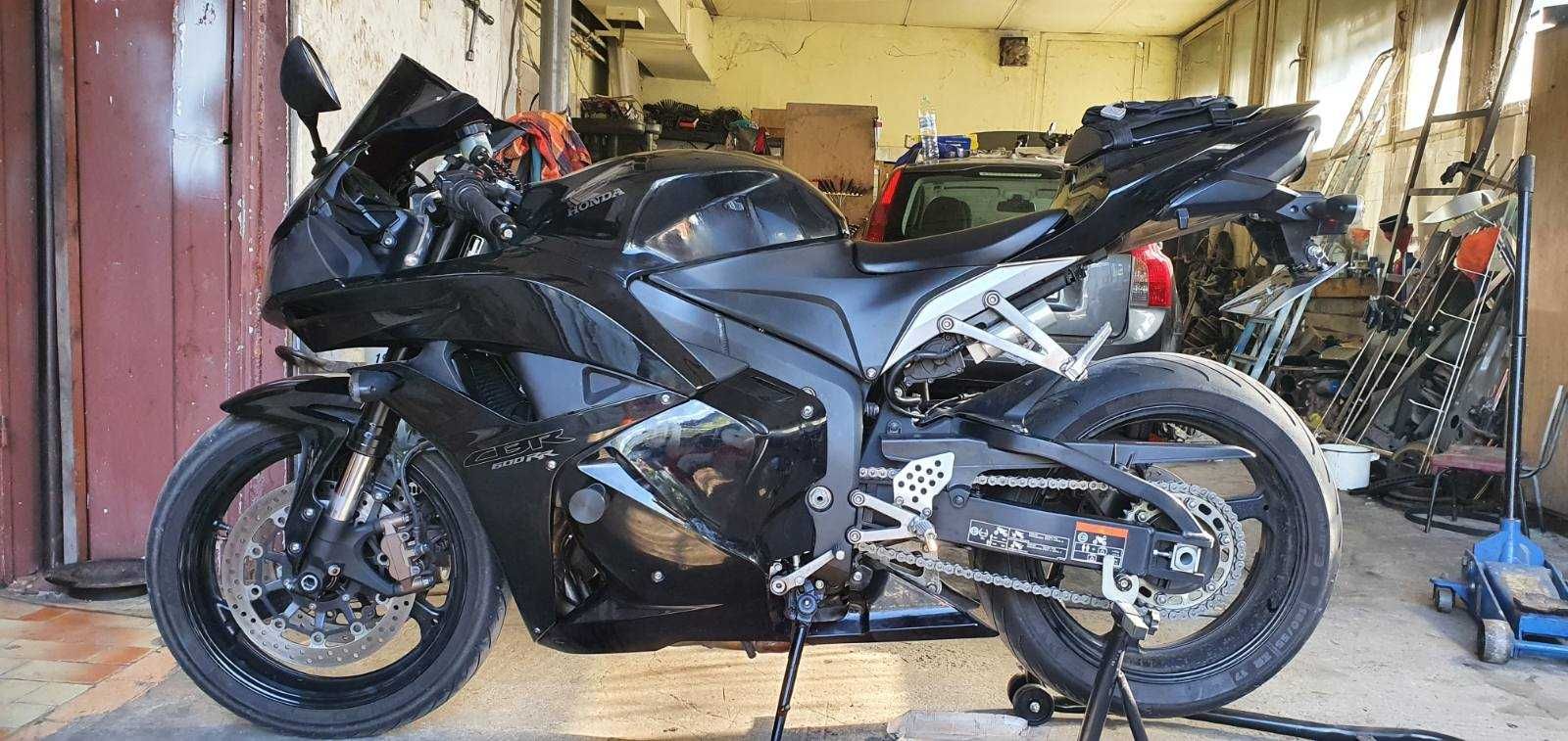 Части за Honda CBR 600 RR 2007-2012 РС 40