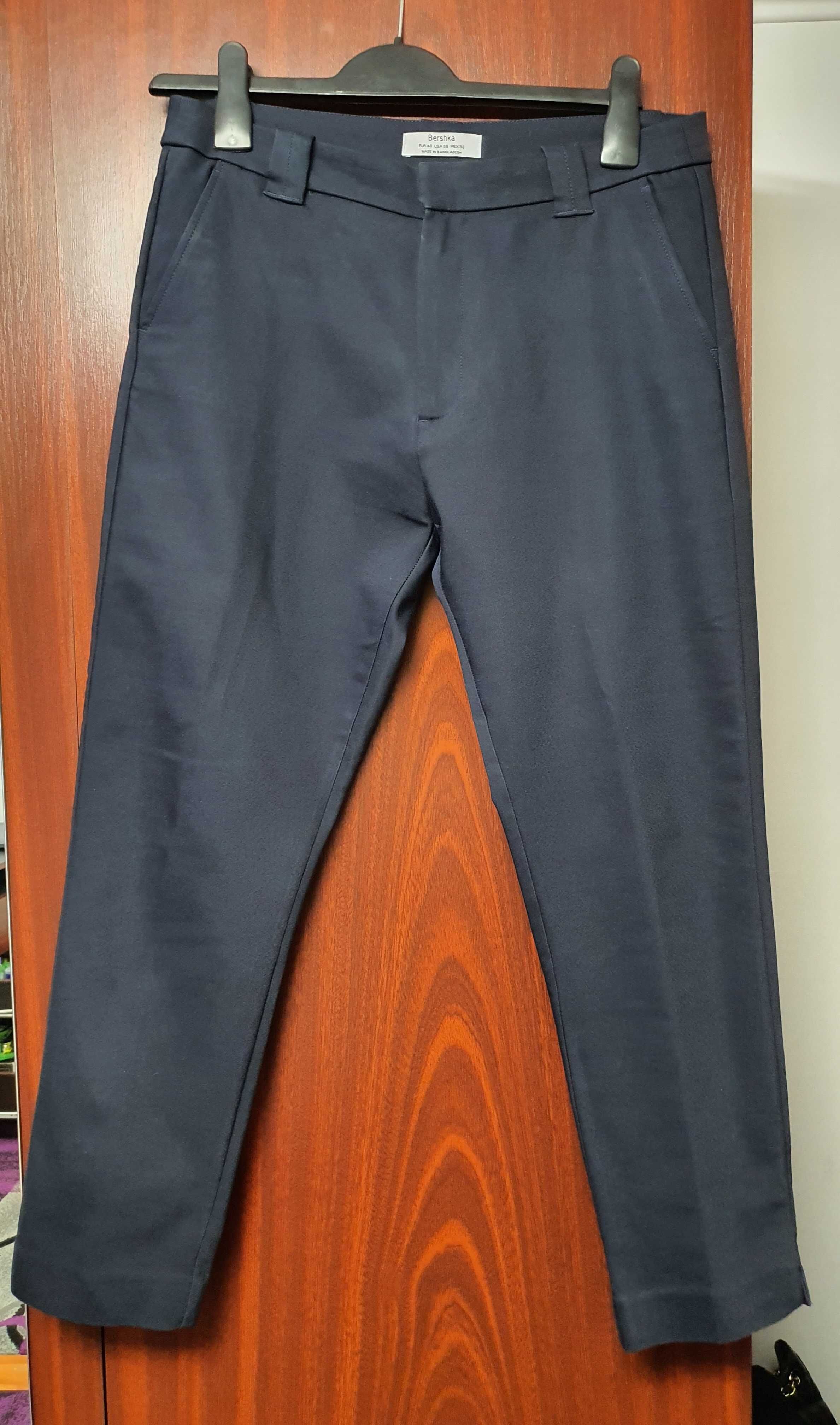 Pantaloni eleganti Bershka 40, bleumarin, ca noi