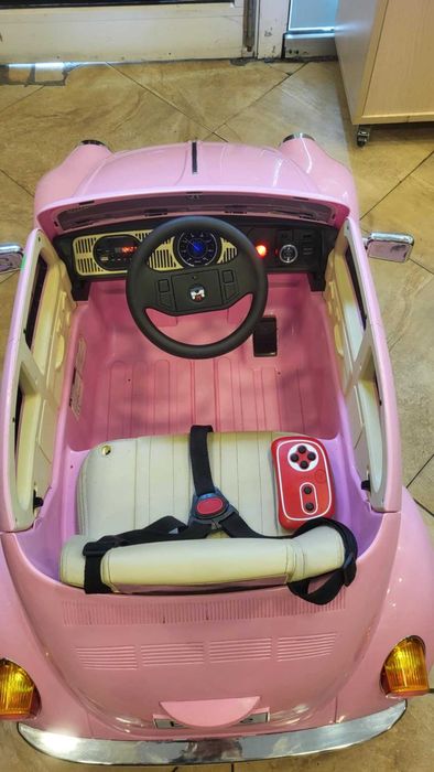 Детска електрическа кола с дистанционно управление