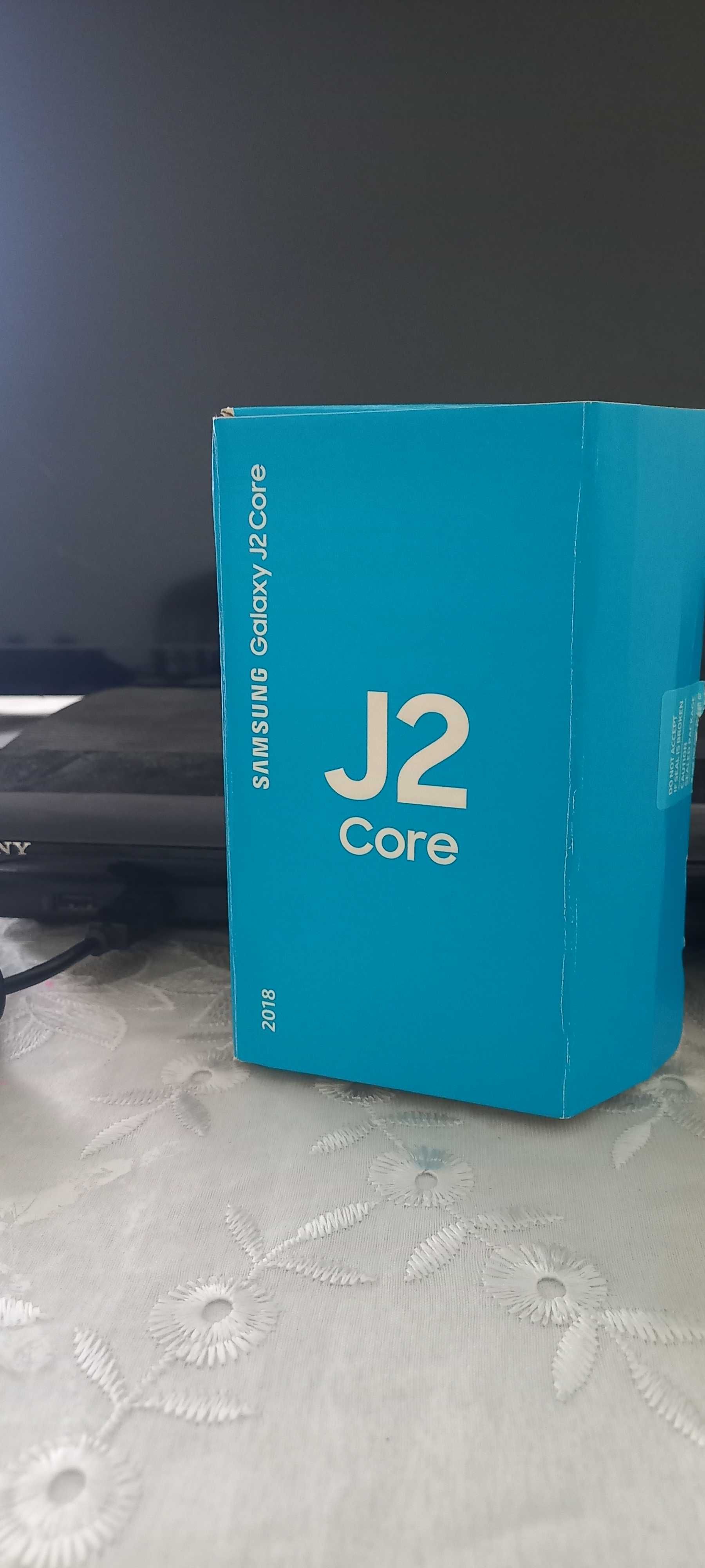 самсунг j2 core.