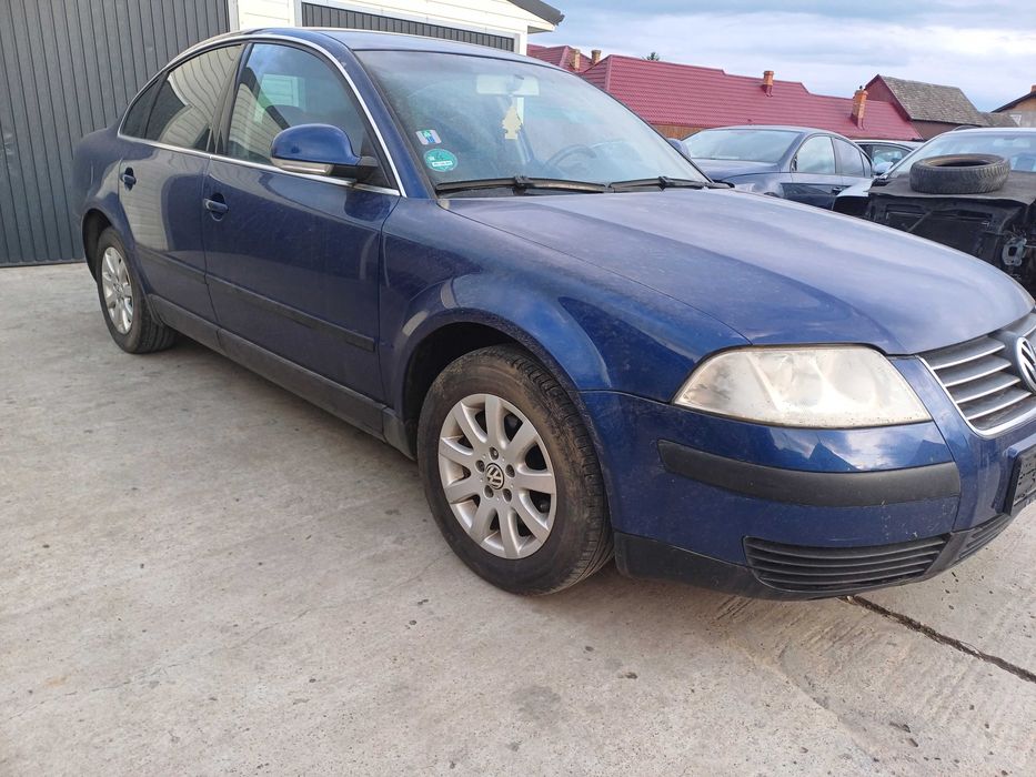 Capota fata - Orice Piesa Volkswagen Passat B5.5 1.6 ALZ culoare LC5X
