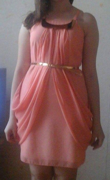 Къса бална рокля